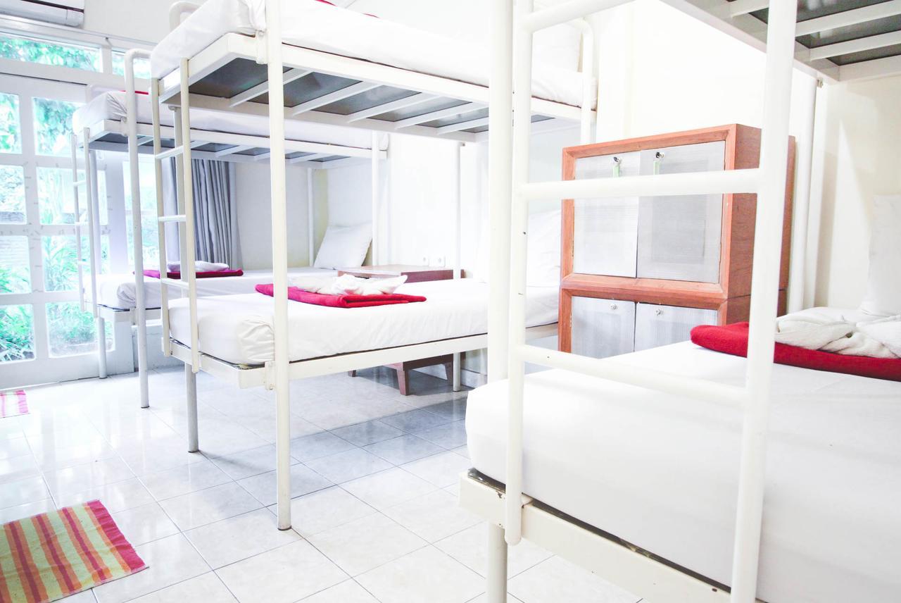 Reddoorz Hostel @ Kotagede Yogyakarta Ngoại thất bức ảnh