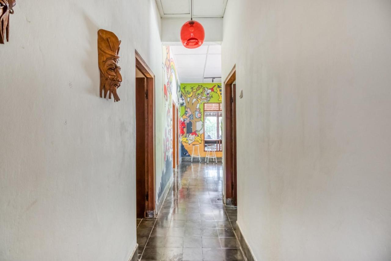 Reddoorz Hostel @ Kotagede Yogyakarta Ngoại thất bức ảnh
